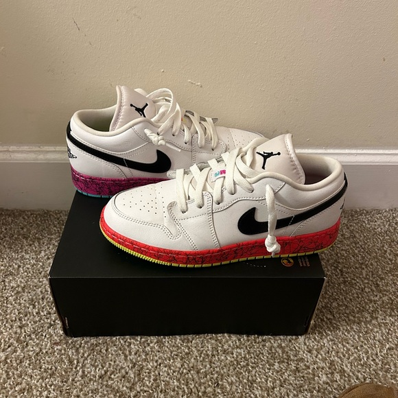 Air Jordan 1 Low GS ‘Multi-color’ - Picture 1 of 8